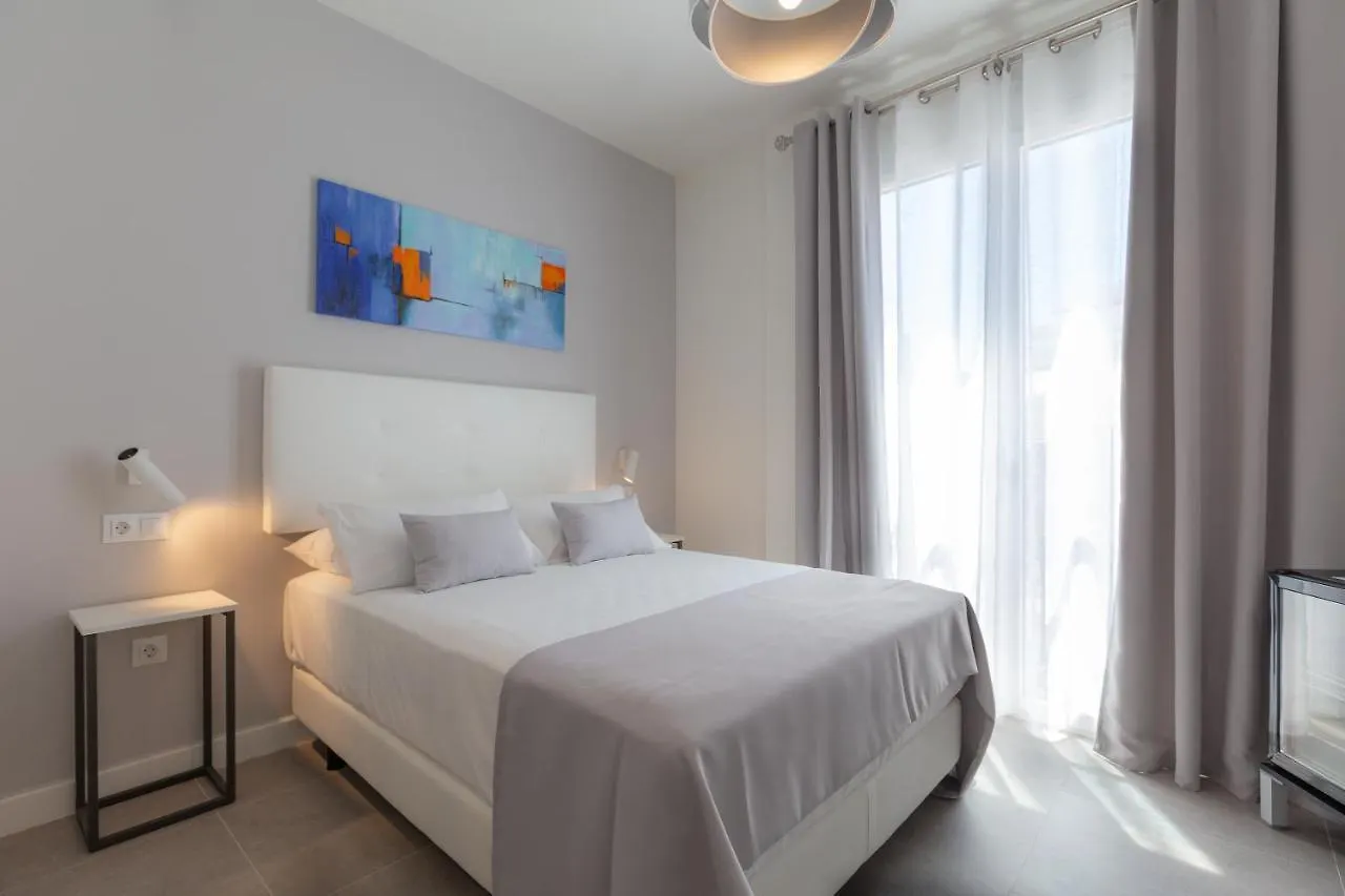 The Old Town Boutique Hotel - Adults Only エステポナ